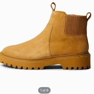 Madewell Calvin Lug Suede Boots Size 10 M in Sand (tan) Leather